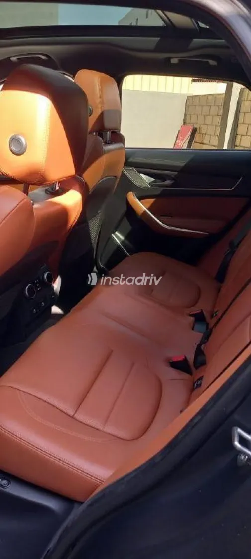 Jaguar F-Pace 2022 Gray Used for Sale - 8