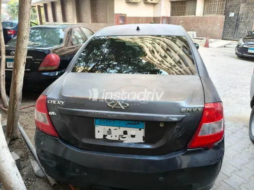 شيرى انفى 2018 أبيض مستعملة للبيع - 3