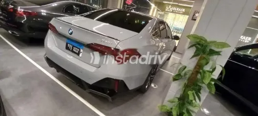 بي ام دبليو 520 2024 أبيض مستعملة للبيع - 7