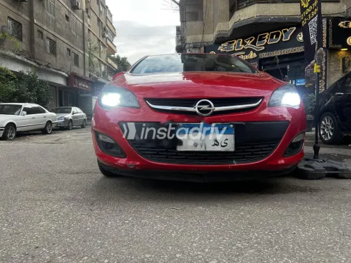 اوبل أسترا 2021 أبيض مستعملة للبيع - 5