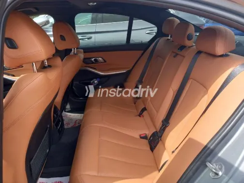 بي ام دبليو 320 2024 رمادي مستعملة للبيع - 2