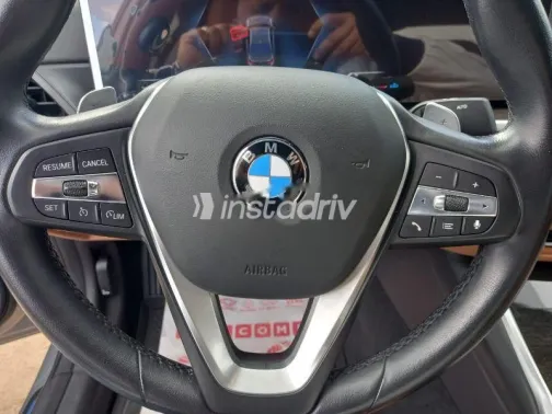 بي ام دبليو 320 2024 رمادي مستعملة للبيع - 6