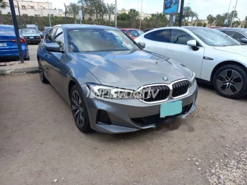 بي ام دبليو 320 2024 رمادي مستعملة للبيع - 7