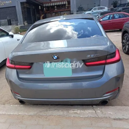 بي ام دبليو 320 2024 رمادي مستعملة للبيع - 10