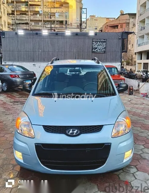 هيونداي ماتريكس 2011 أزرق غامق مستعملة للبيع - 2