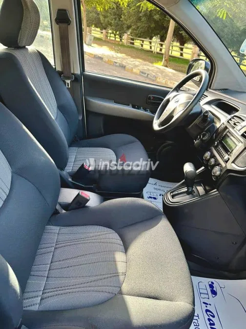 هيونداي ماتريكس 2011 أزرق غامق مستعملة للبيع - 5