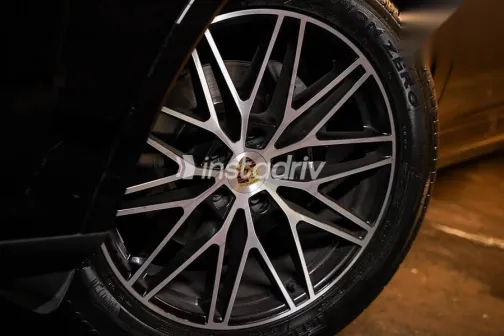 Porsche Cayenne 2024 Black Used for Sale - 4