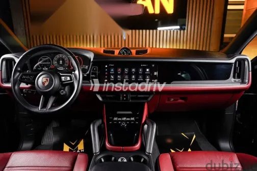 Porsche Cayenne 2024 Black Used for Sale - 6