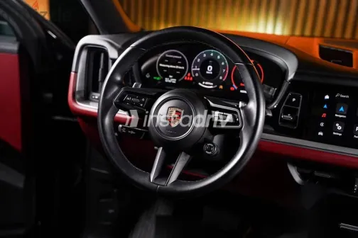 Porsche Cayenne 2024 Black Used for Sale - 8