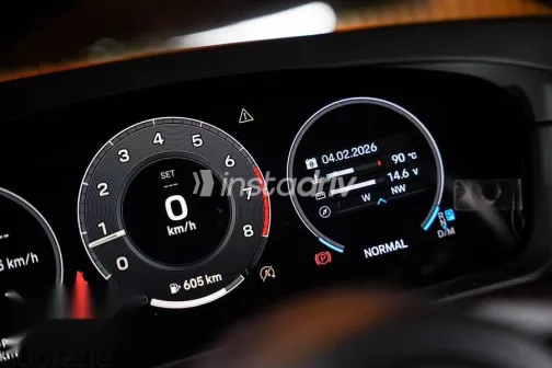 Porsche Cayenne 2024 Black Used for Sale - 10