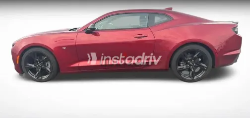 Chevrolet Camaro 2023 Red Used for Sale - 2