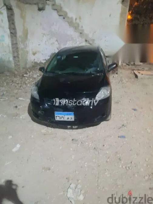 تويوتا ياريس 2008 أسود مستعملة للبيع - 3