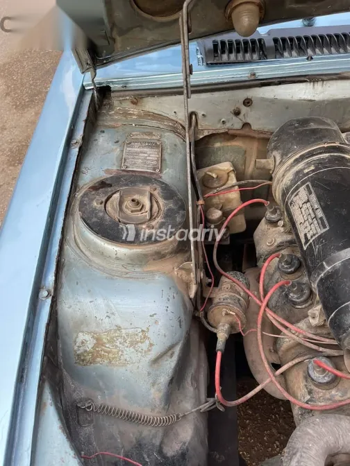 بيجو 504 1990 أزرق غامق مستعملة للبيع - 3