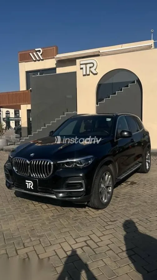 بي ام دبليو X5 2023 أسود مستعملة للبيع - 2