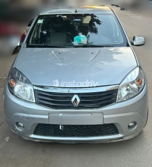 رينو سانديرو 2012 أبيض مستعملة للبيع - 1