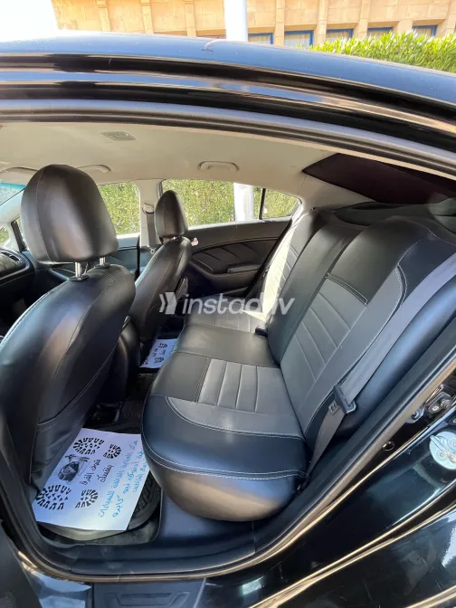 كيا سيراتو 2018 أبيض مستعملة للبيع - 7