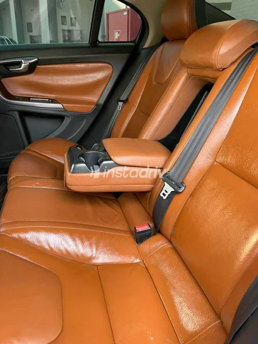 Volvo S60 2011 White Used for Sale - 9