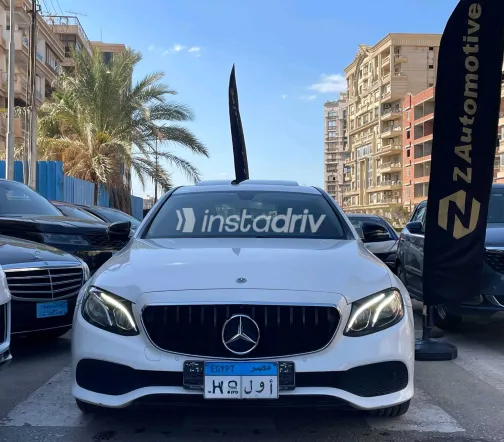 مرسيدس E 200 2020 أبيض مستعملة للبيع - 2