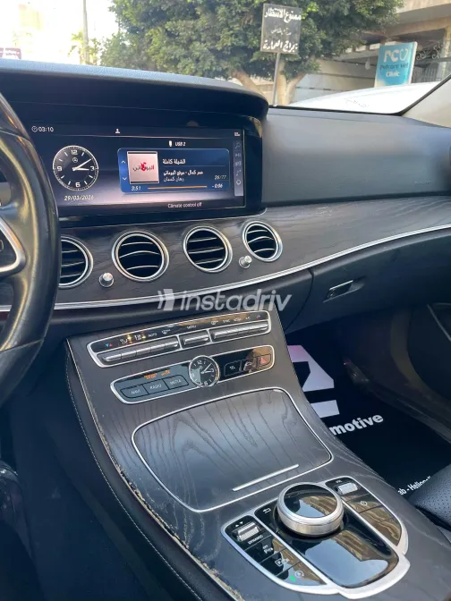 مرسيدس E 200 2020 أبيض مستعملة للبيع - 9