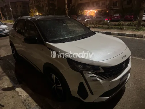 بيجو 3008 2021 أبيض مستعملة للبيع - 2