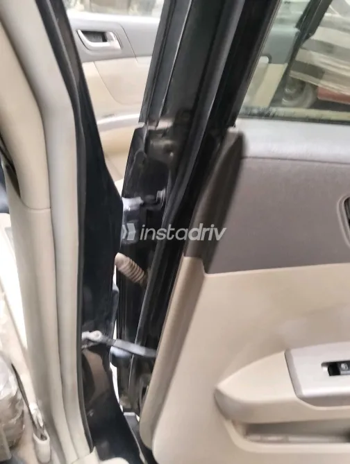 جيلي امجراند 7 2014 أبيض مستعملة للبيع - 2