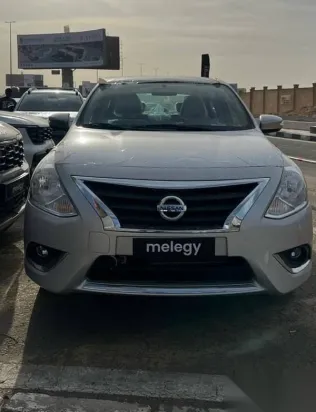 نيسان صنى 2026 فضي جديدة للبيع