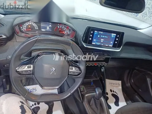 Peugeot 2008 2022 Black Used for Sale - 8