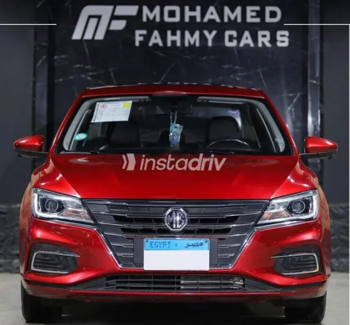 ام جى 5 2022 أحمر مستعملة للبيع - 1