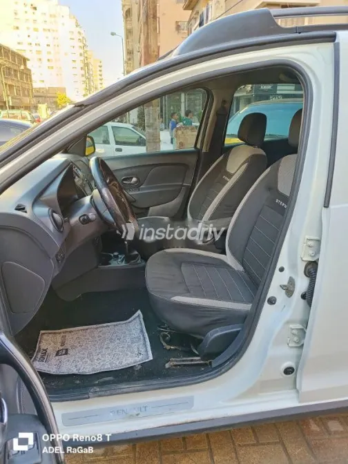 رينو سانديرو  ( ستيب  واى ) 2017 أبيض مستعملة للبيع - 6