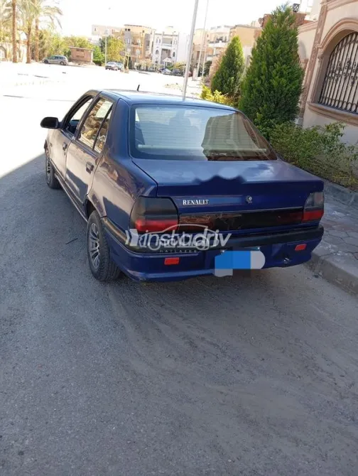 رينو 19 1999 أزرق مستعملة للبيع - 6