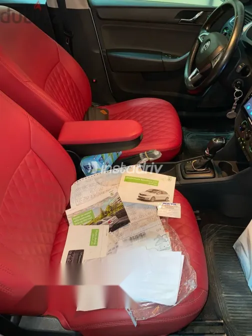 سكودا رابيد 2015 فضي مستعملة للبيع - 6