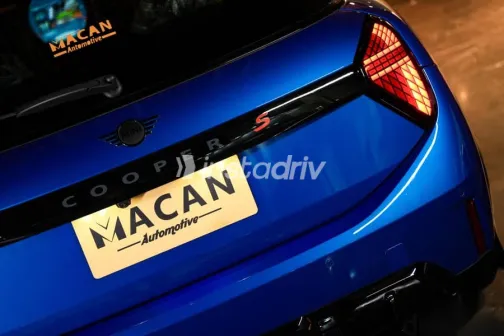 مينى كوبر 2025 أزرق غامق مستعملة للبيع - 7