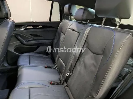 فولكس فاغن تيجون 2026 أزرق غامق جديدة للبيع - 3