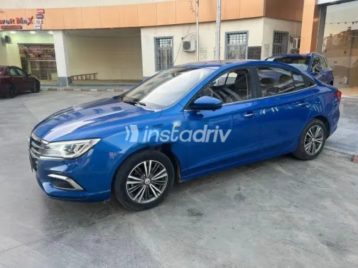 ام جى 5 2022 أزرق غامق مستعملة للبيع - 3