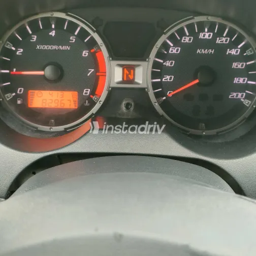 بروتون ساجا 2020 أبيض مستعملة للبيع - 1