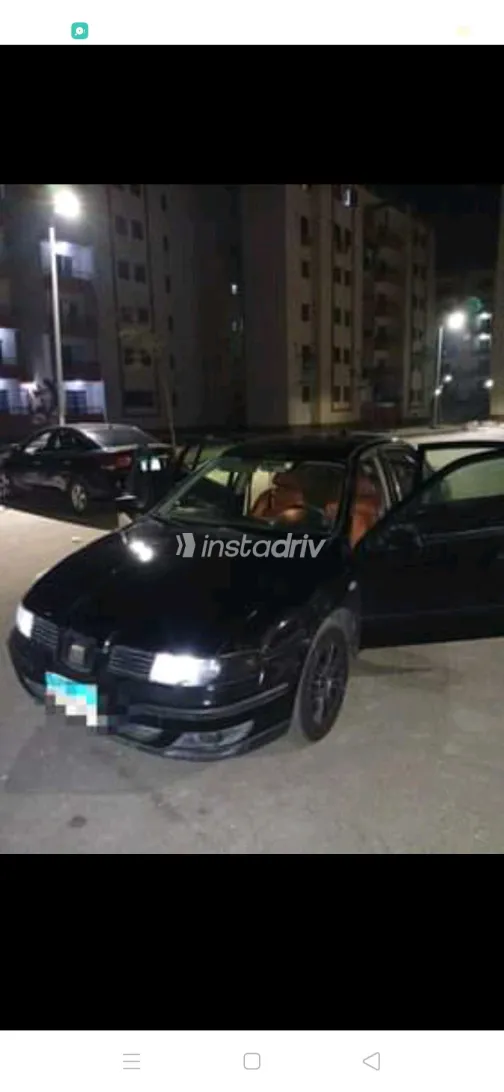 سيات توليدو 2001 أبيض مستعملة للبيع - 1