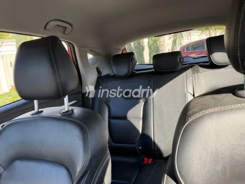 MG ZS 2022 Red Used for Sale - 6