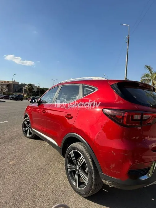 MG ZS 2022 Red Used for Sale - 8