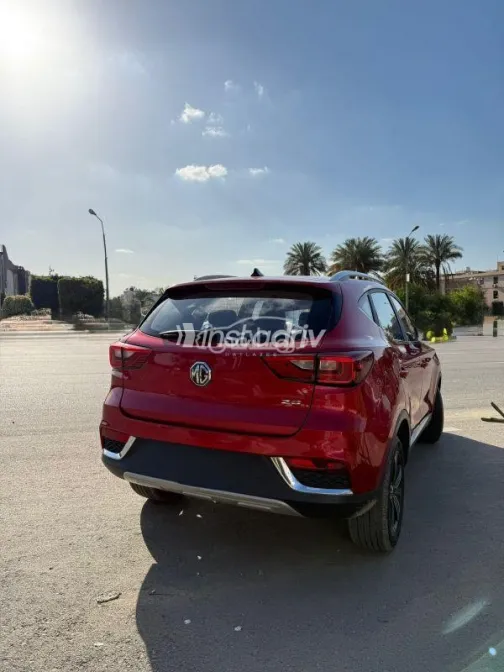 MG ZS 2022 Red Used for Sale - 9