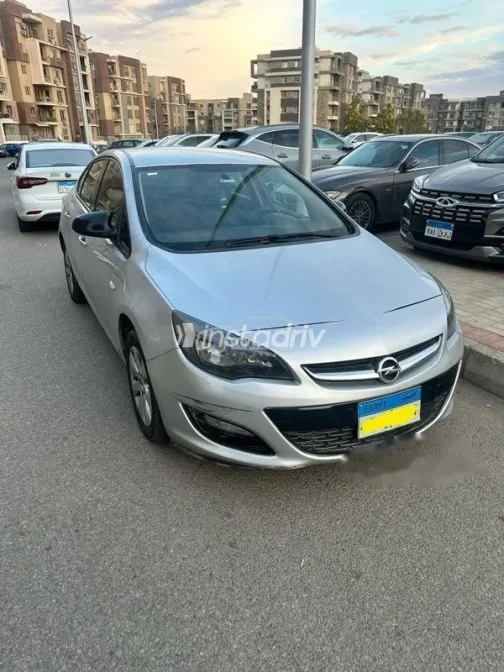 Opel Astra 2016 Silver Used for Sale - 1