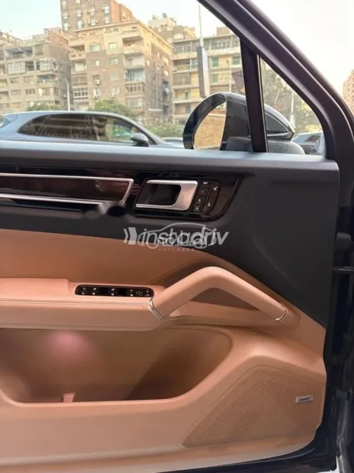 بورش كايين اس 2019 أسود مستعملة للبيع - 6