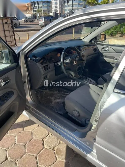 ميتسوبيشي لانسر 2007 فضي مستعملة للبيع - 6