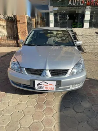 ميتسوبيشي لانسر 2007 فضي مستعملة للبيع