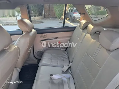 Kia Carens 2013 Brown Used for Sale - 3