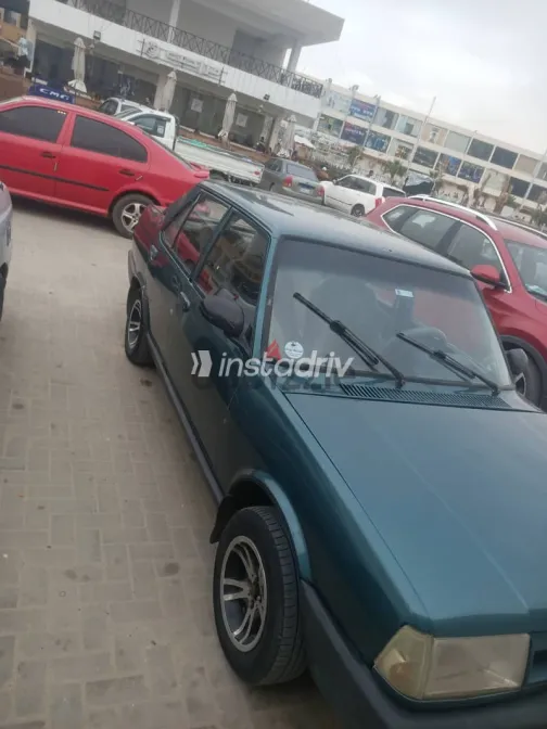 فيات شاهين 2001 أخضر مستعملة للبيع - 10