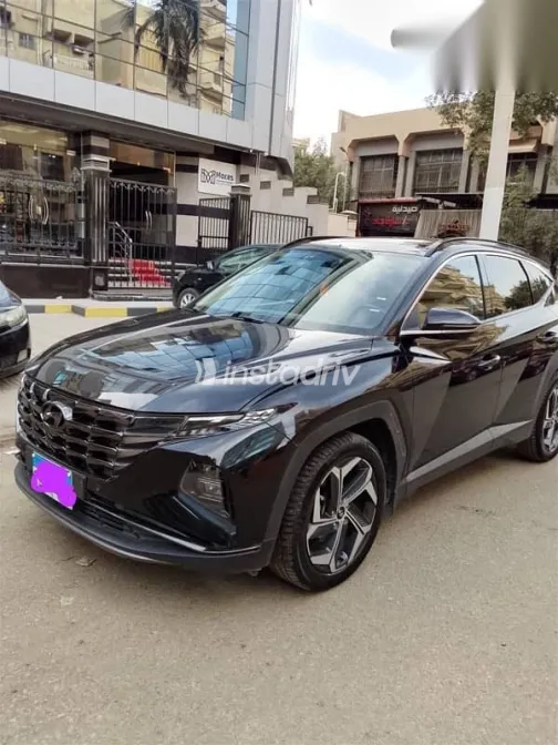 هيونداي توسان 2022 أسود مستعملة للبيع - 3