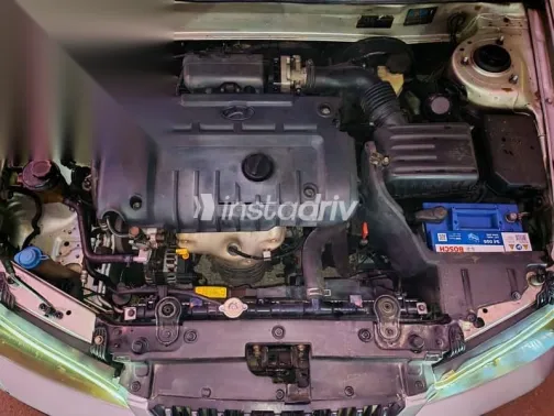 هيونداي إلنترا 2005 فضي مستعملة للبيع - 7