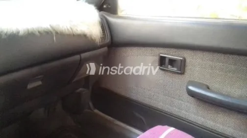 تويوتا كورولا 1991 أبيض مستعملة للبيع - 2