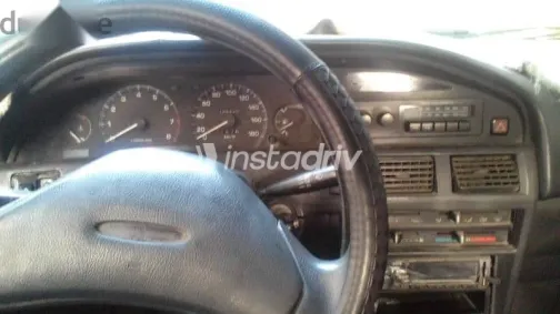 تويوتا كورولا 1991 أبيض مستعملة للبيع - 8