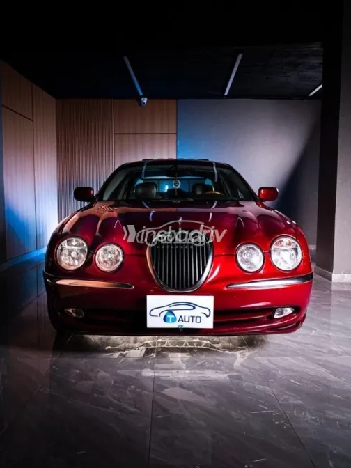 جاكوار س تيب 2001 أحمر غامق مستعملة للبيع - 8